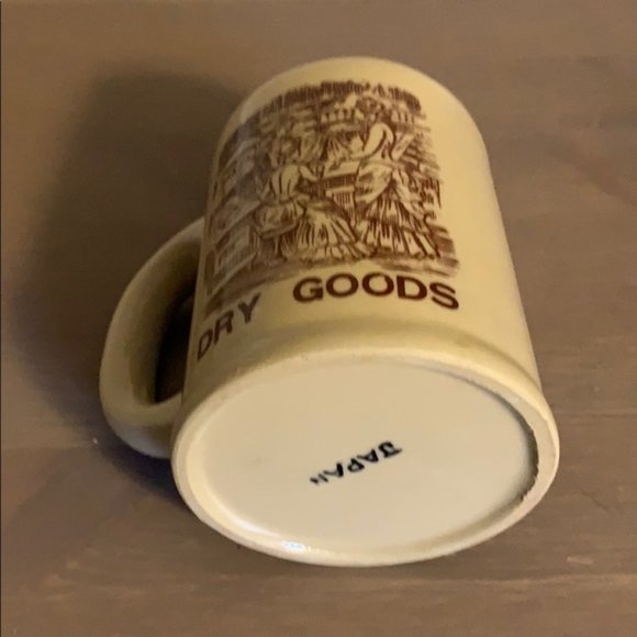 Vintage Tan and Brown Japanese “Dry Goods” Mug - Picture 5 of 6